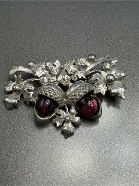Vintage Rare Paul Sargent 1930’s Acorn brooch 24kp #18SB
